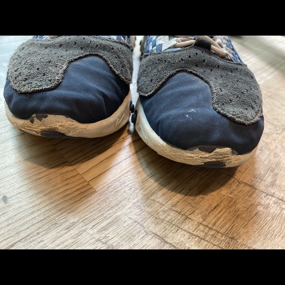 Men nike shoes. Good condition! They are super comfortable. - Picture 6 of 12
